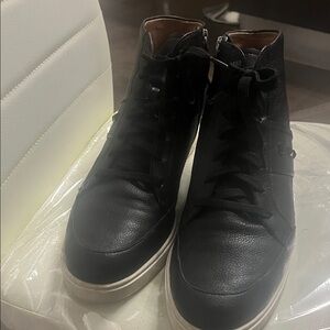 Black High-Top wedge Shoes